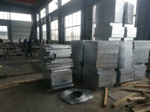 Steel floor grating panel for dock flooring