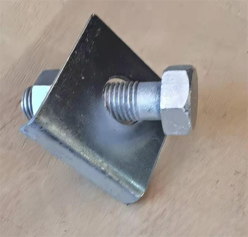 Arch-shaped fender bolt