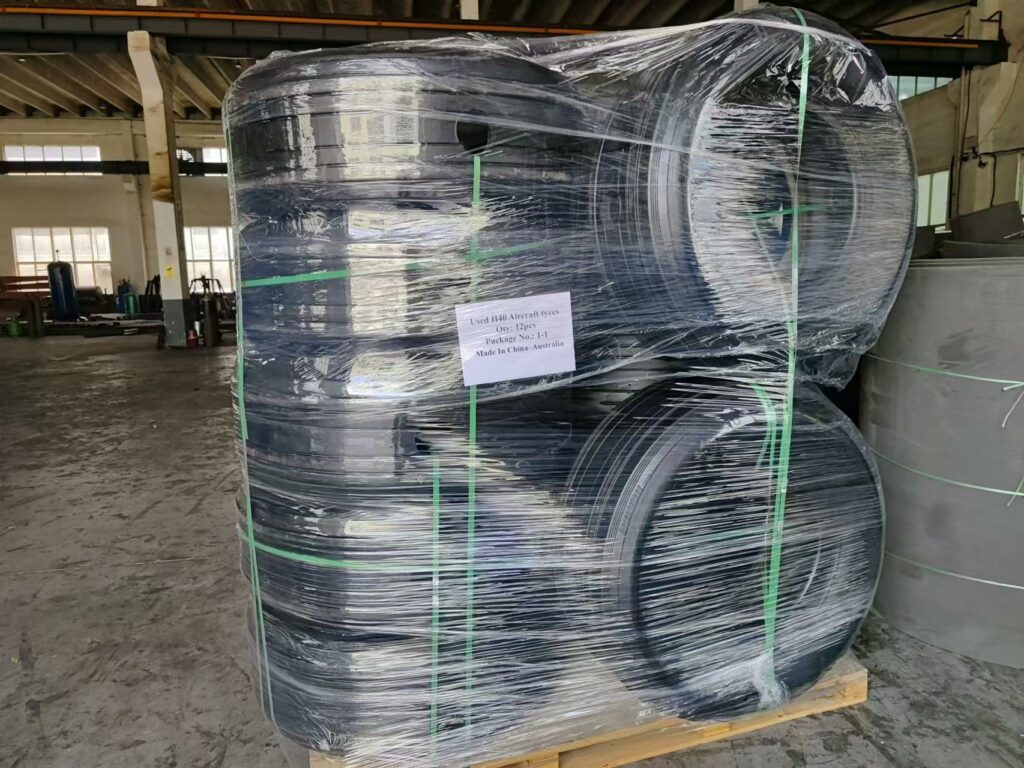 Aircraft wheel fender